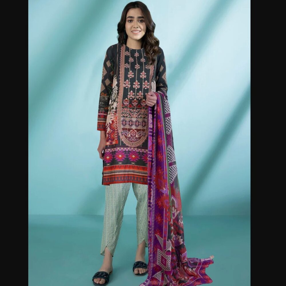 Sapphire two Piece Embroidered Cotton Suit - XS